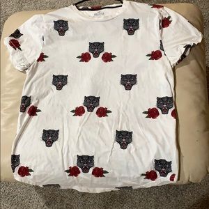 Men’s Hollister Curved Hem Tee